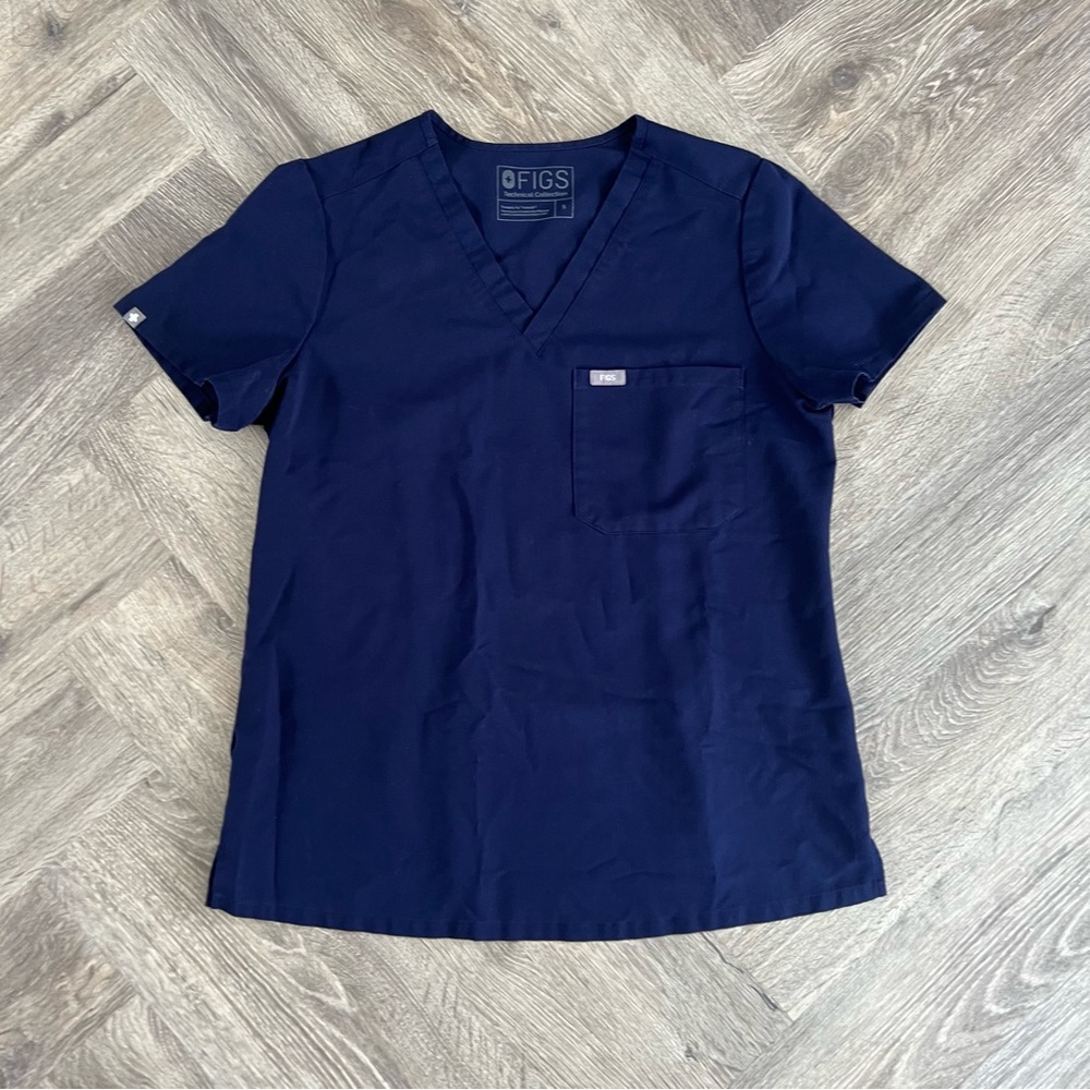 Figs Navy Catarina One Pocket Scrub Top